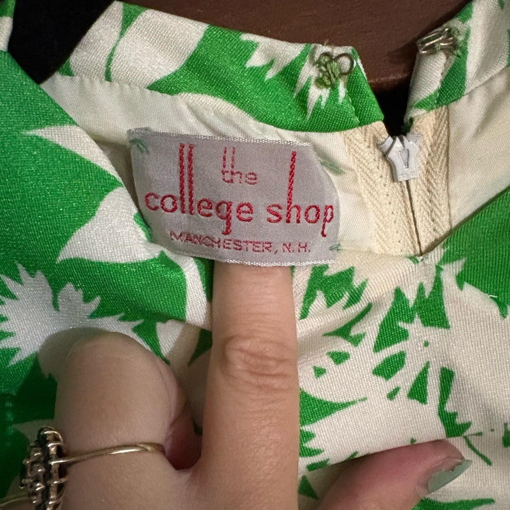 Green Vintage Hawaiian Maxi Dress - Picture 4 of 5